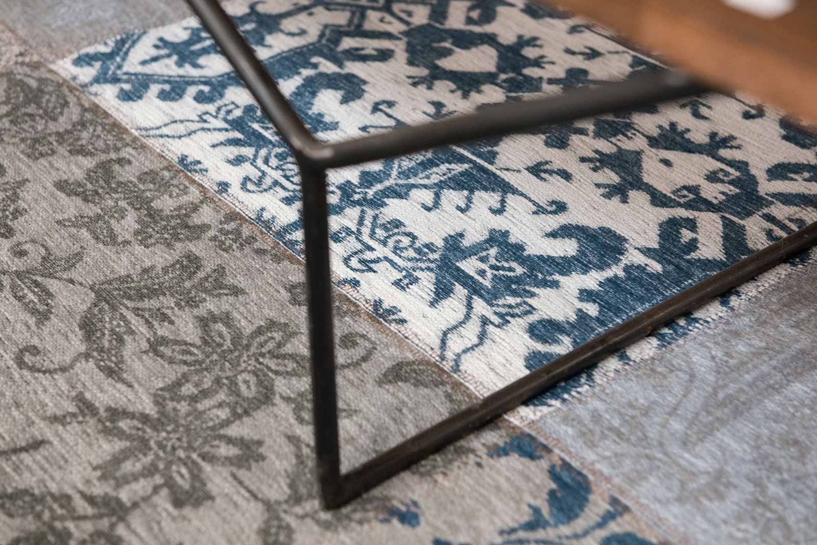tapis Louis De Poortere LX8981 Vintage Bruges Blue zoom 1