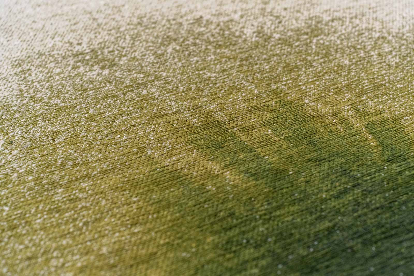 Louis De Poortere tapis Meditation 2105 Drop Green Pepper zoom 1